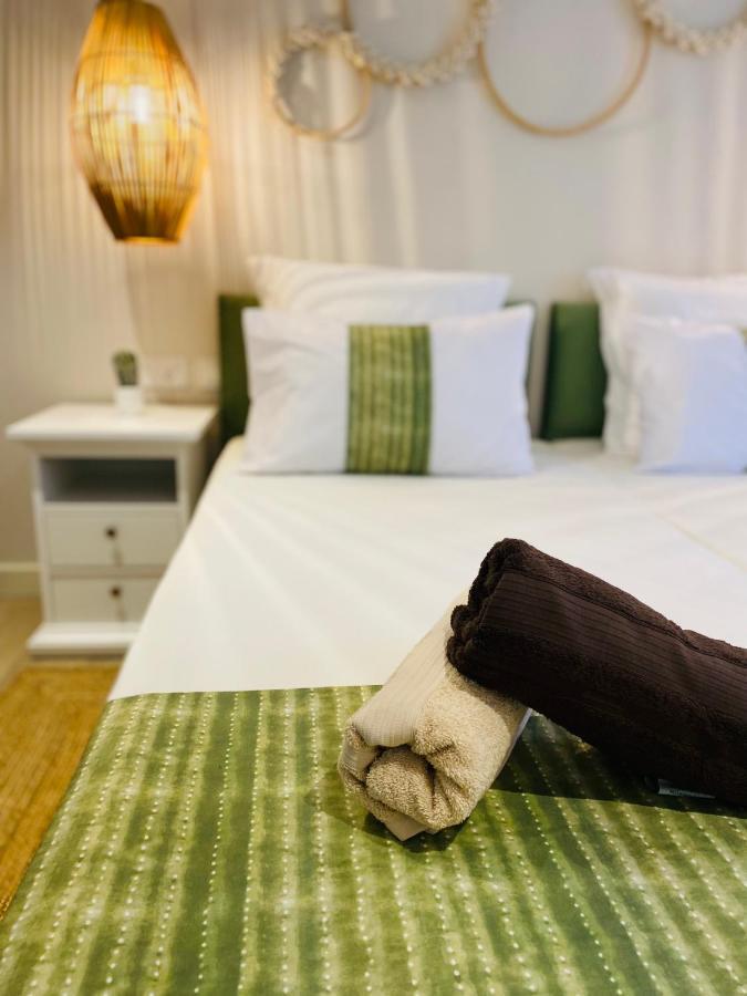 Apartment Sweet Apt-pool, Terrace, Ground Floor, Few Steps From Beach! Flic en Flac