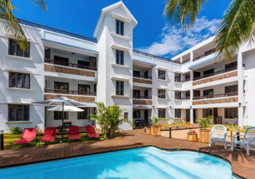 Apartment Sweet Apt-pool, Terrace, Ground Floor, Few Steps From Beach! *
